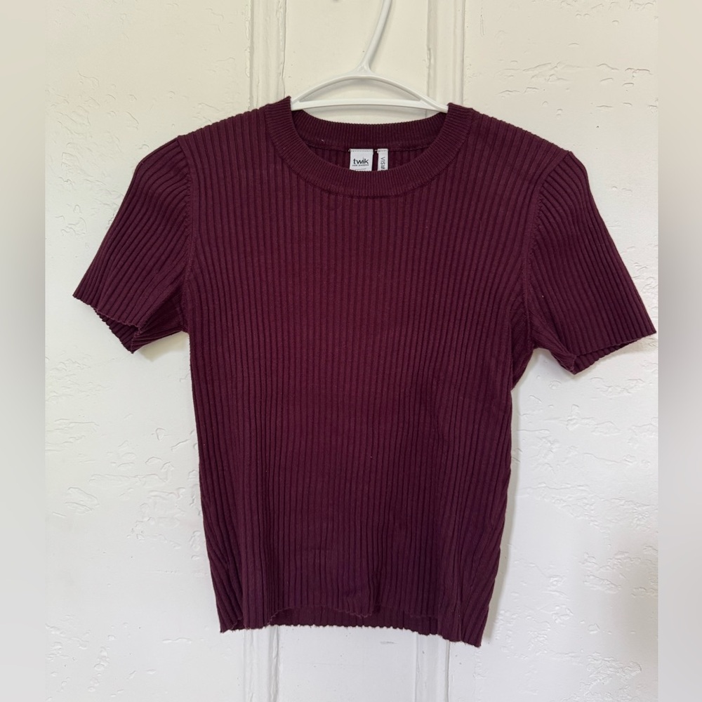 Women's Ribbed Knit Top
